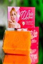 White Aura Extra Miracle Carrot Soap - Image 3